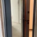 Дверь в Ягуаре