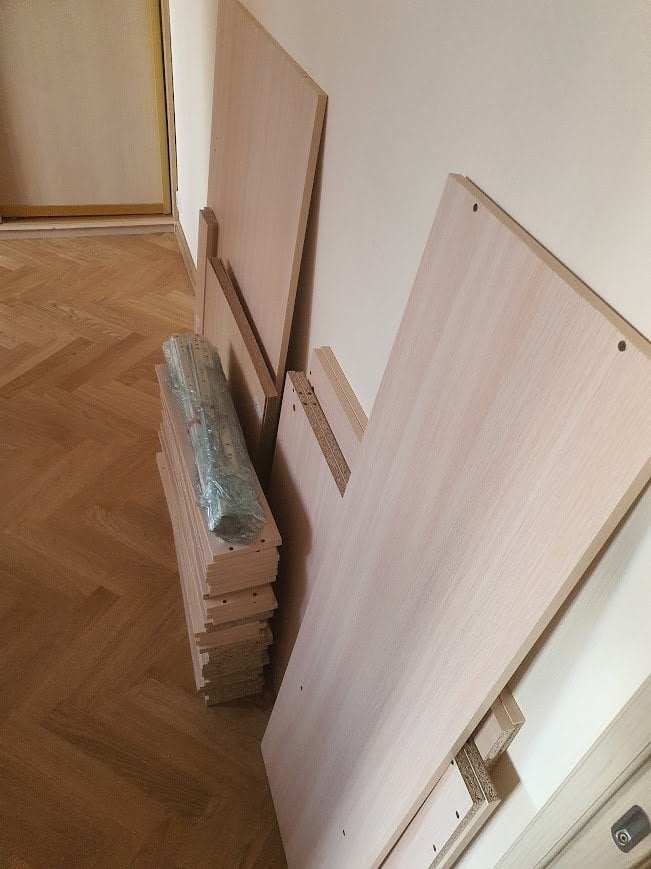 ООО «Бэст-Мебель» - непрофессиональные сотрудники