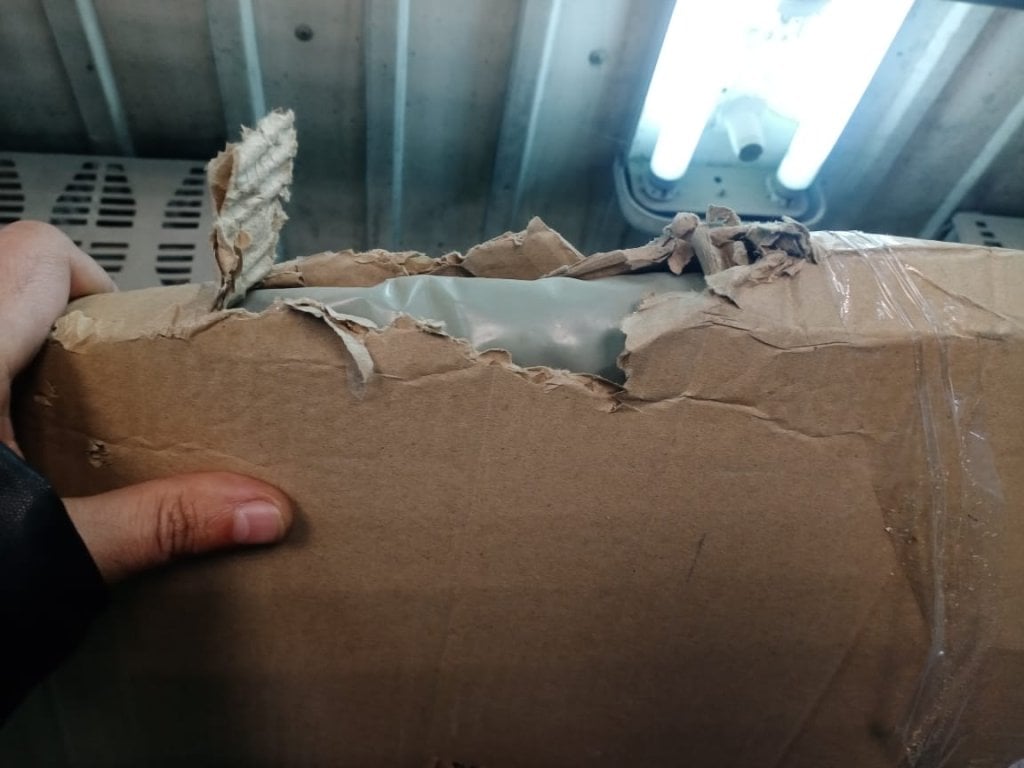 DPD - Купил новый капот, ждал полтора месяца, покраска в цвет, доставка.