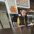 Отзыв о Роснефть: Отношение сотрудников к посетителям