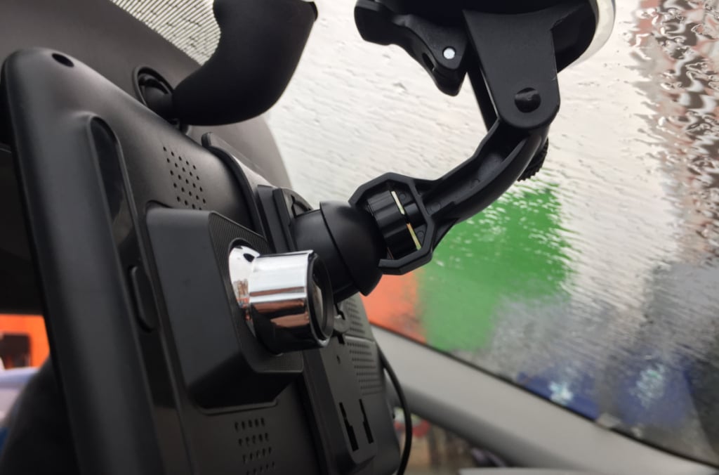 Видеорегистратор Onlooker M84 Pro - Хорош за свои деньги
