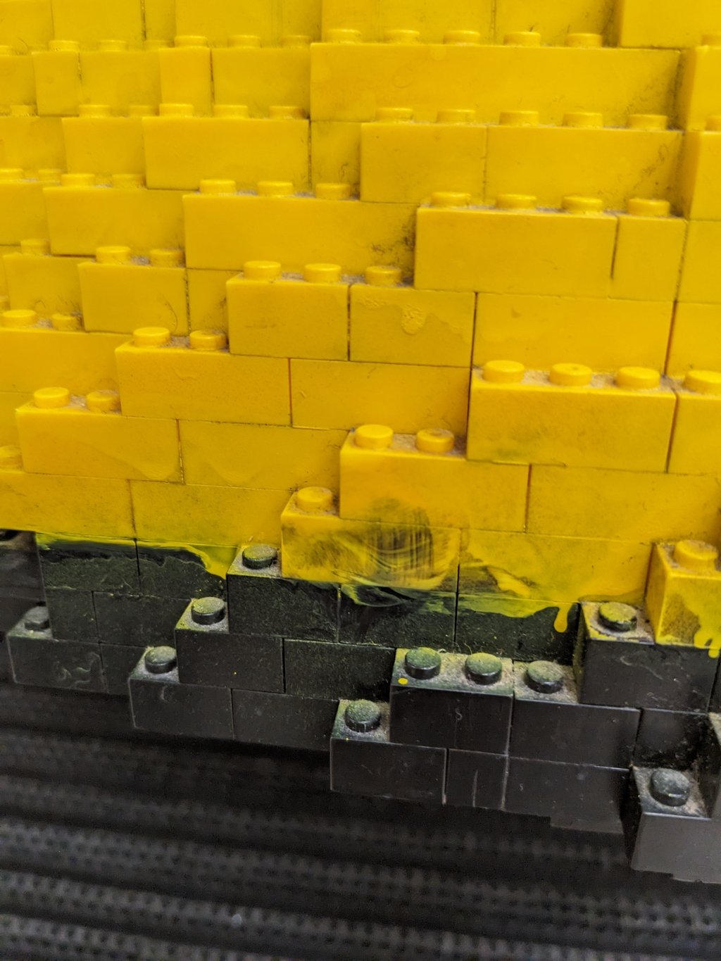 Выставка Легоу - Это не LEGO