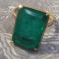 Отзыв о Интернет-магазин sakhadiamond-moscow.ru: Купила золотое кольцо с большим изумрудом!